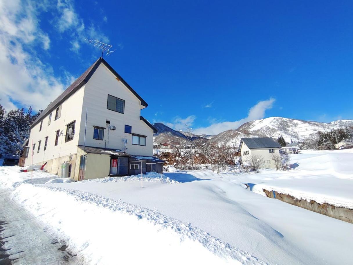 Hakuba Norikura Wakaguri Guesthouse Otari Exterior foto